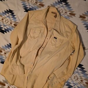 Womens Wrangler Shirt